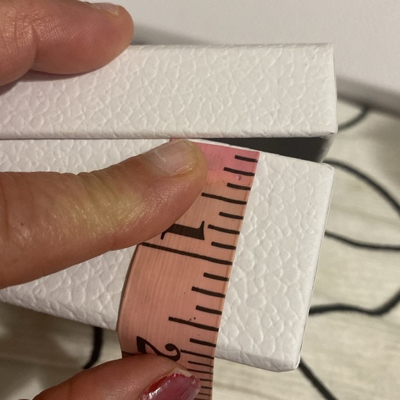 Dior Butterfly Gift Bag with Box - Picture 15 of 15